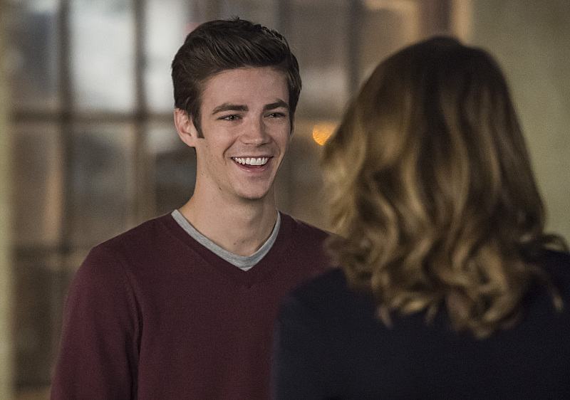 It's impossible to hate Barry Allen. Geeky runners FTW!